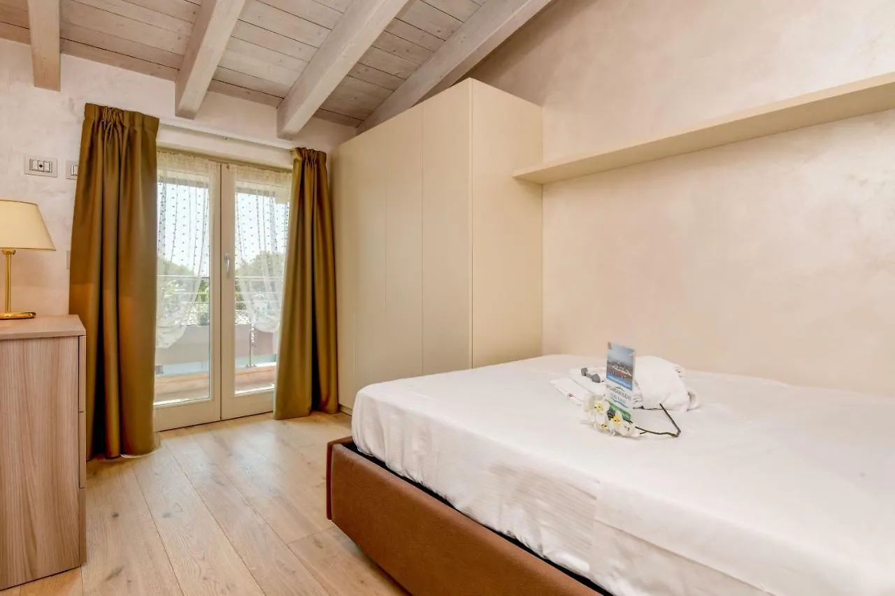 My Sirmione Lake Loft イタリア