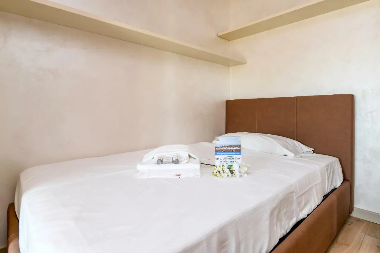 My Sirmione Lake Loft アパート