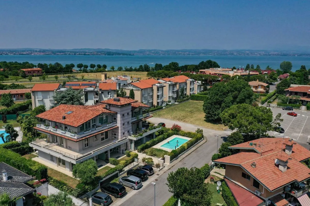 My Sirmione Lake Loft アパート